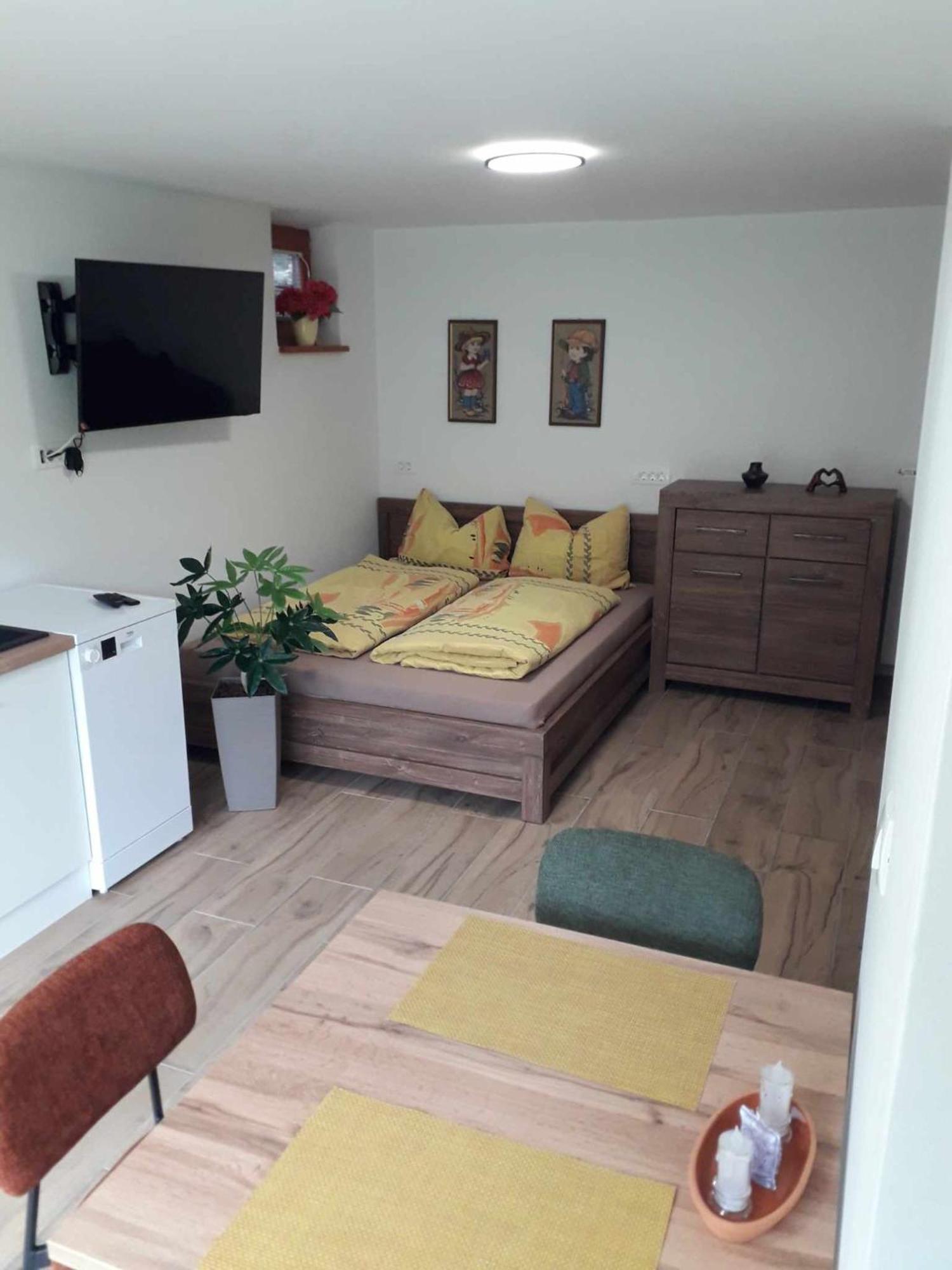 Apartmaji Brloznica Pod Veliko Planino Luce Экстерьер фото